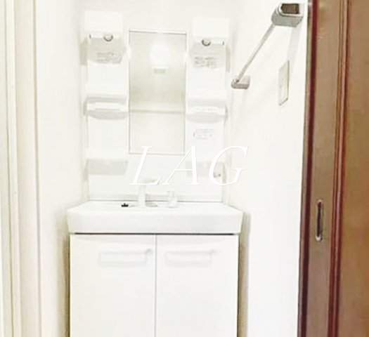 洗面設備　洗面台です。