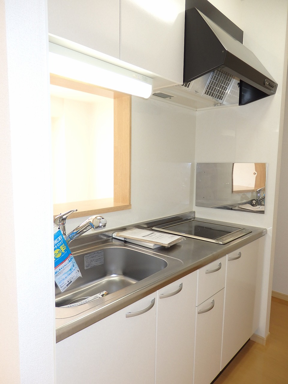 キッチン　グランツ大町（２０１１年築）