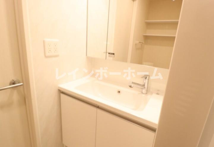 洗面設備　忙しい朝には欠かせない洗面所です