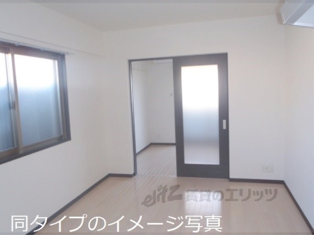 居室・リビング　居室