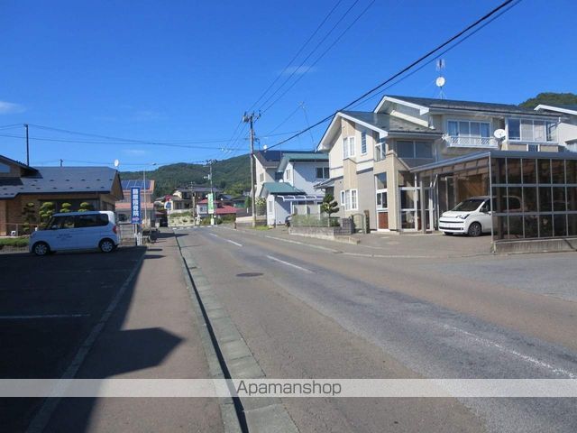 その他　周辺道路（その他）まで0m