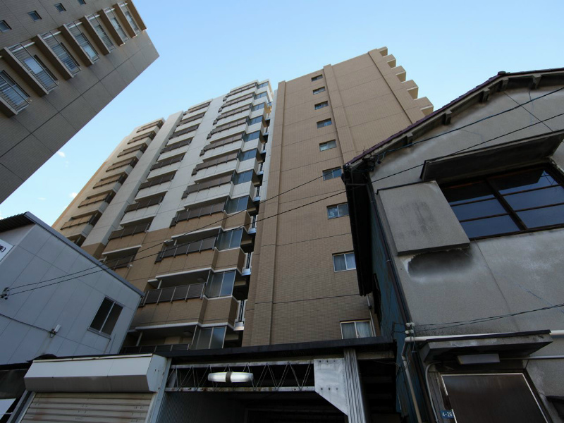 建物外観　外観　オートロック　防犯カメラ　宅配ＢＯＸ