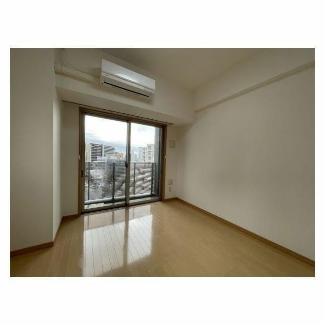 居室・リビング　別号室参考写真