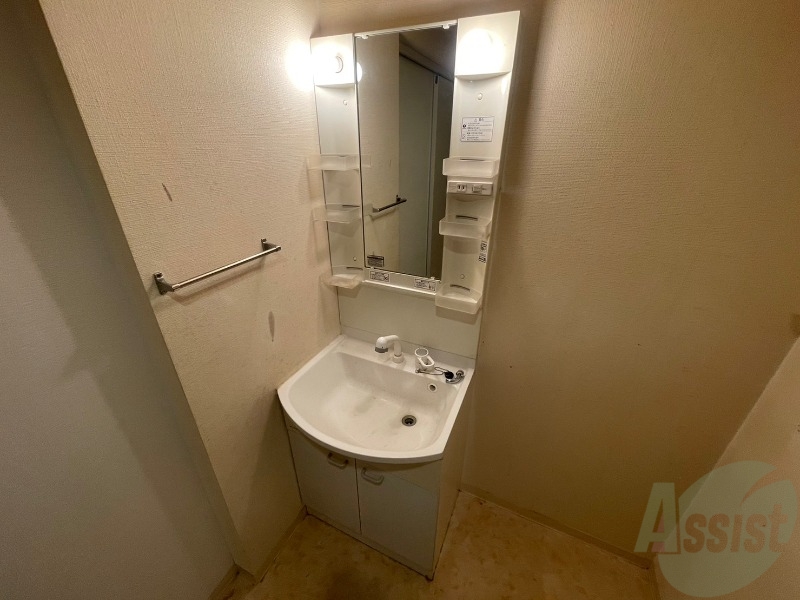 洗面設備　シャンプードレッサーで身支度もラクラクです！