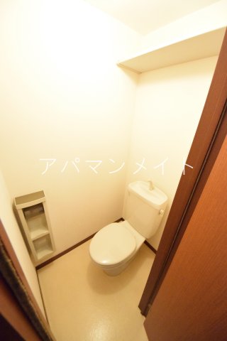 トイレ　落ち着いたトイレです