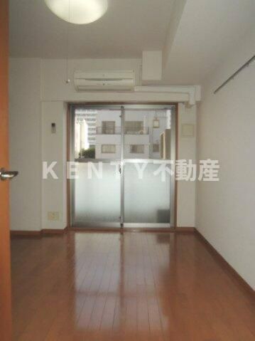 その他部屋・スペース　落ち着いて過ごせるお部屋なので、寝室にいかがでしょうか