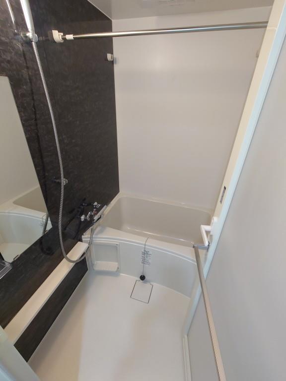 バス・シャワールーム　風呂