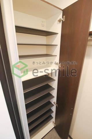 玄関　※同建築シリーズ ※参考イメージ　現況優先