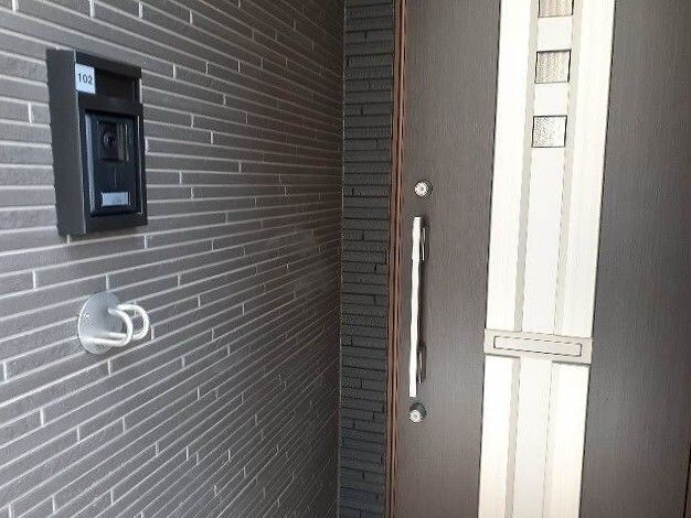 玄関　収納もある玄関です