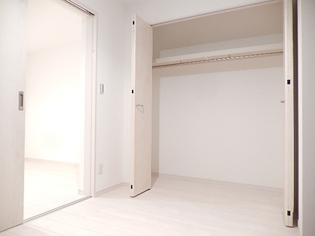 収納　同シリーズの画像参照