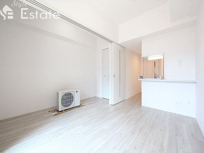 居室・リビング　内装