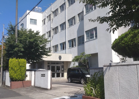 小学校　名古屋市立大磯小学校（小学校）まで579m