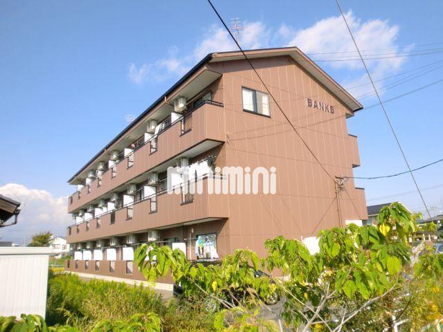 建物外観　閑静な住宅街に佇むシックな外観。