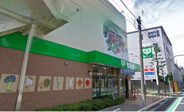 スーパー　サミットストア（スーパー）まで760m