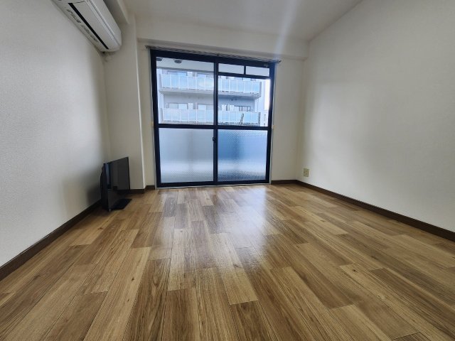 居室・リビング　詳細は、RISUMO江坂本店→06-6155-7137まで♪