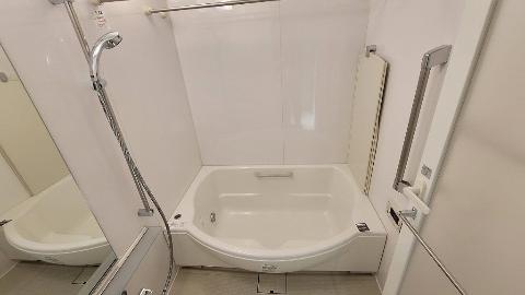 バス・シャワールーム　バス