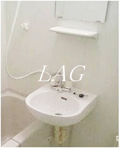 洗面設備　洗面台です。