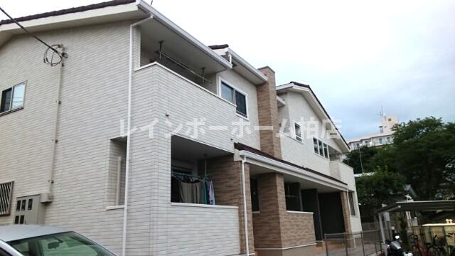 建物外観　落ち着いた雰囲気の外観です