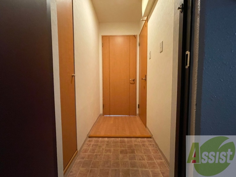 玄関　玄関の様子です。明るい印象ですね。気分もあがりそう。