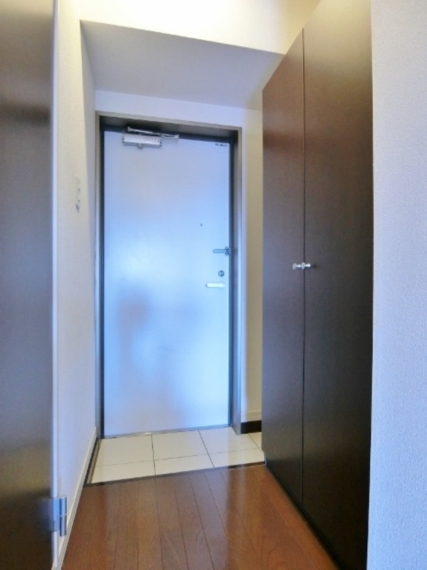 玄関　図面と現状に相違がある場合には現状を優先