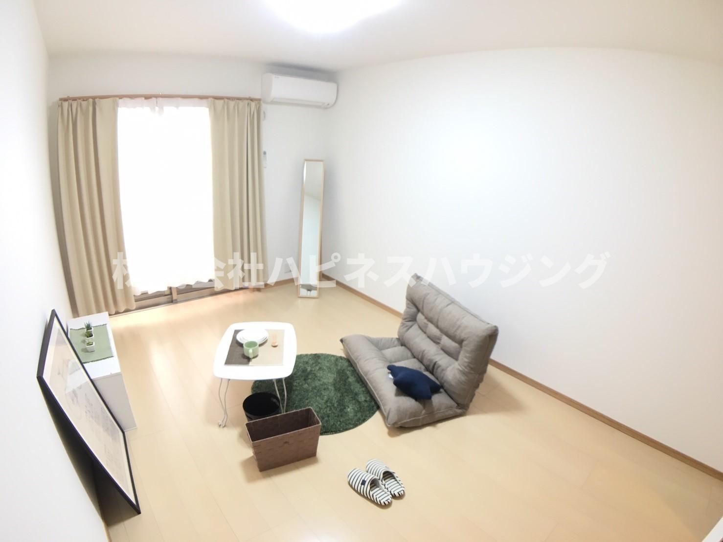 その他部屋・スペース　※反転タイプの写真です、家具は付いてません。