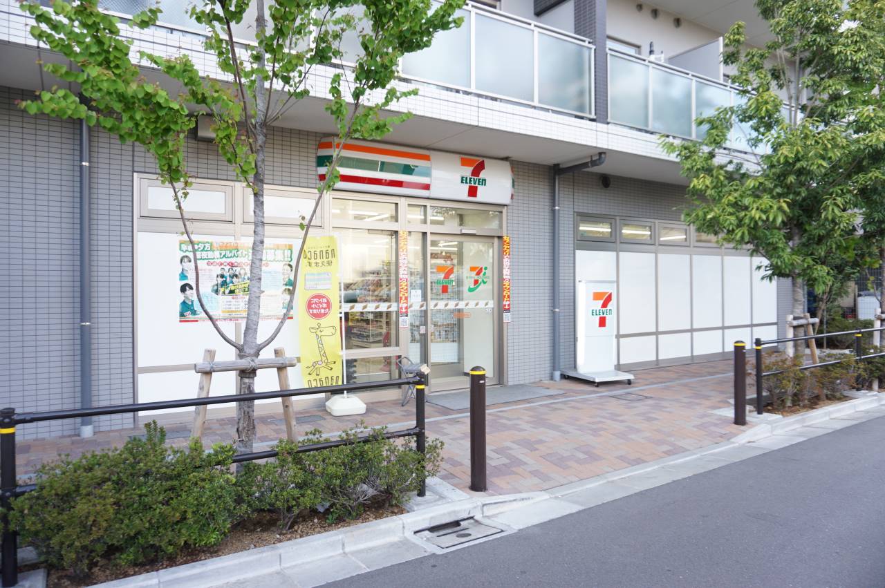 コンビニ　セブンイレブン板橋本蓮沼駅西店（コンビニ）まで172m