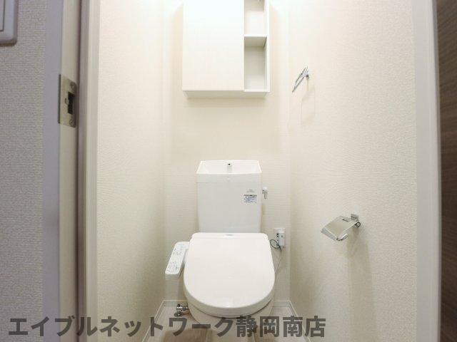 トイレ　シンプルで使いやすいトイレです