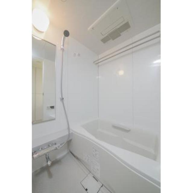 バス・シャワールーム　※写真は同タイプ住戸です。