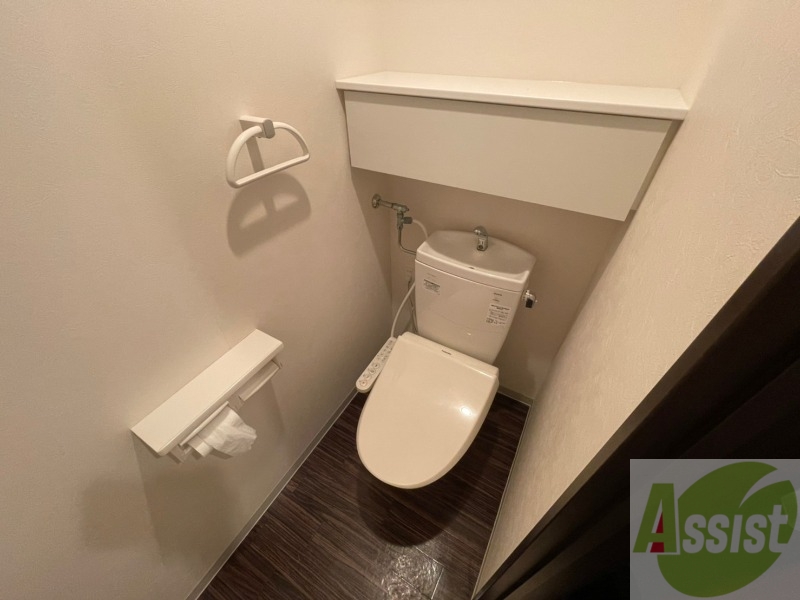 トイレ　トイレです。ウォシュレット付を探している方、おすすめです。