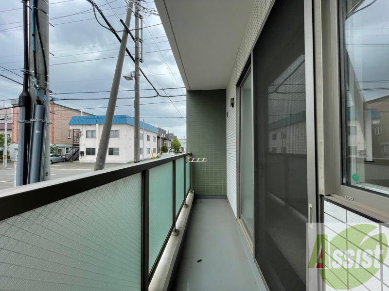 バルコニー　バルコニーが付いていますので一息ついてみてはいかがですか。