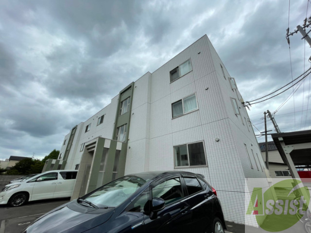 建物外観　札幌市北区北２５条西「サージュブリエ１」