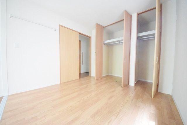 その他部屋・スペース　洋室5.4帖★クローゼット完備