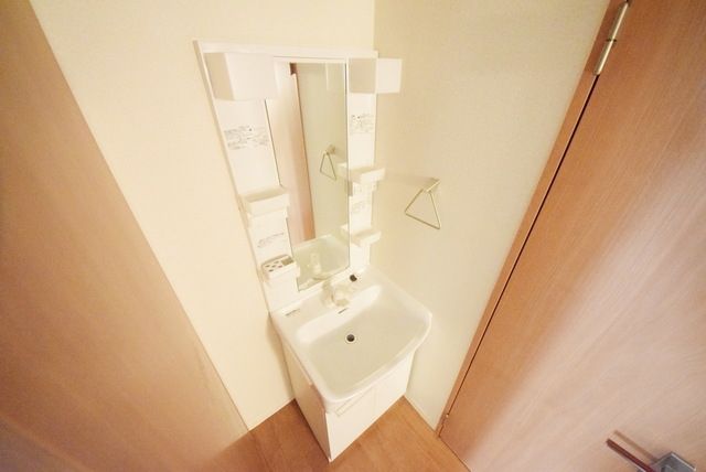 その他設備　独立洗面台