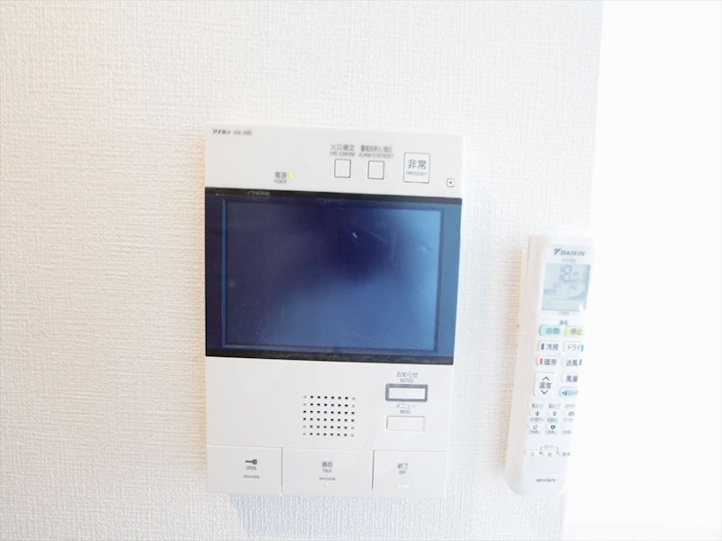 セキュリティ　TVモニター付インターホン