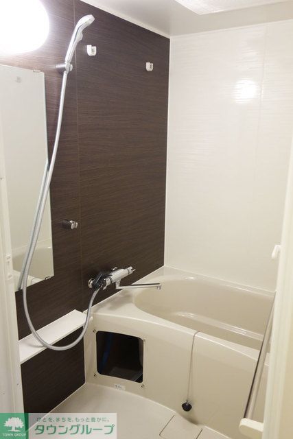 バス・シャワールーム　※写真は同タイプ住戸です。