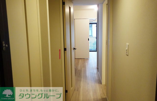 玄関　※写真は同タイプ住戸です。