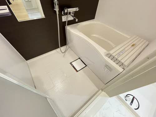 バス・シャワールーム　【浴室】浴室乾燥機付きで快適空間