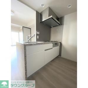 キッチン　バルコニー