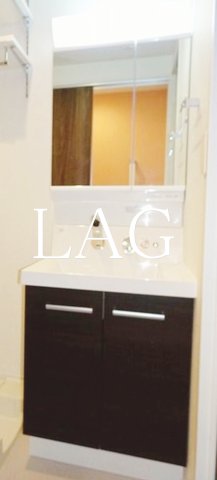 洗面設備　独立洗面台です。