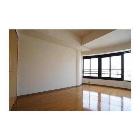 居室・リビング　プリマヴェーラ問屋町の洋室