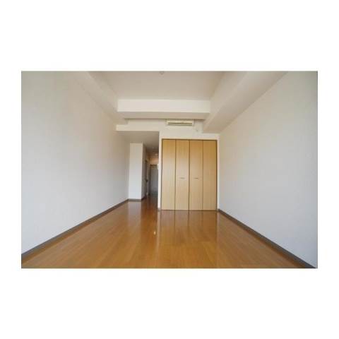 居室・リビング　プリマヴェーラ問屋町の洋室