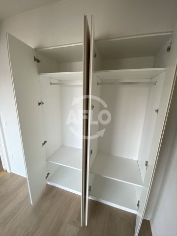 収納　リフレ天満橋　クローゼット