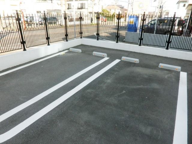 駐車場　敷地内の駐車場です