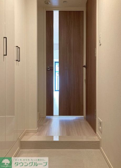 玄関　※写真は同タイプ住戸です。