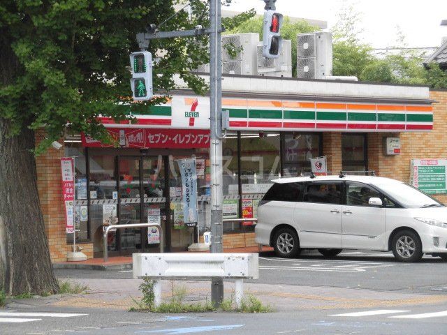 コンビニ　セブンイレブン　千人町1丁目店（コンビニ）まで638m
