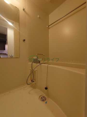 バス・シャワールーム　※参考写真です。同じ間取りの別部屋になります。