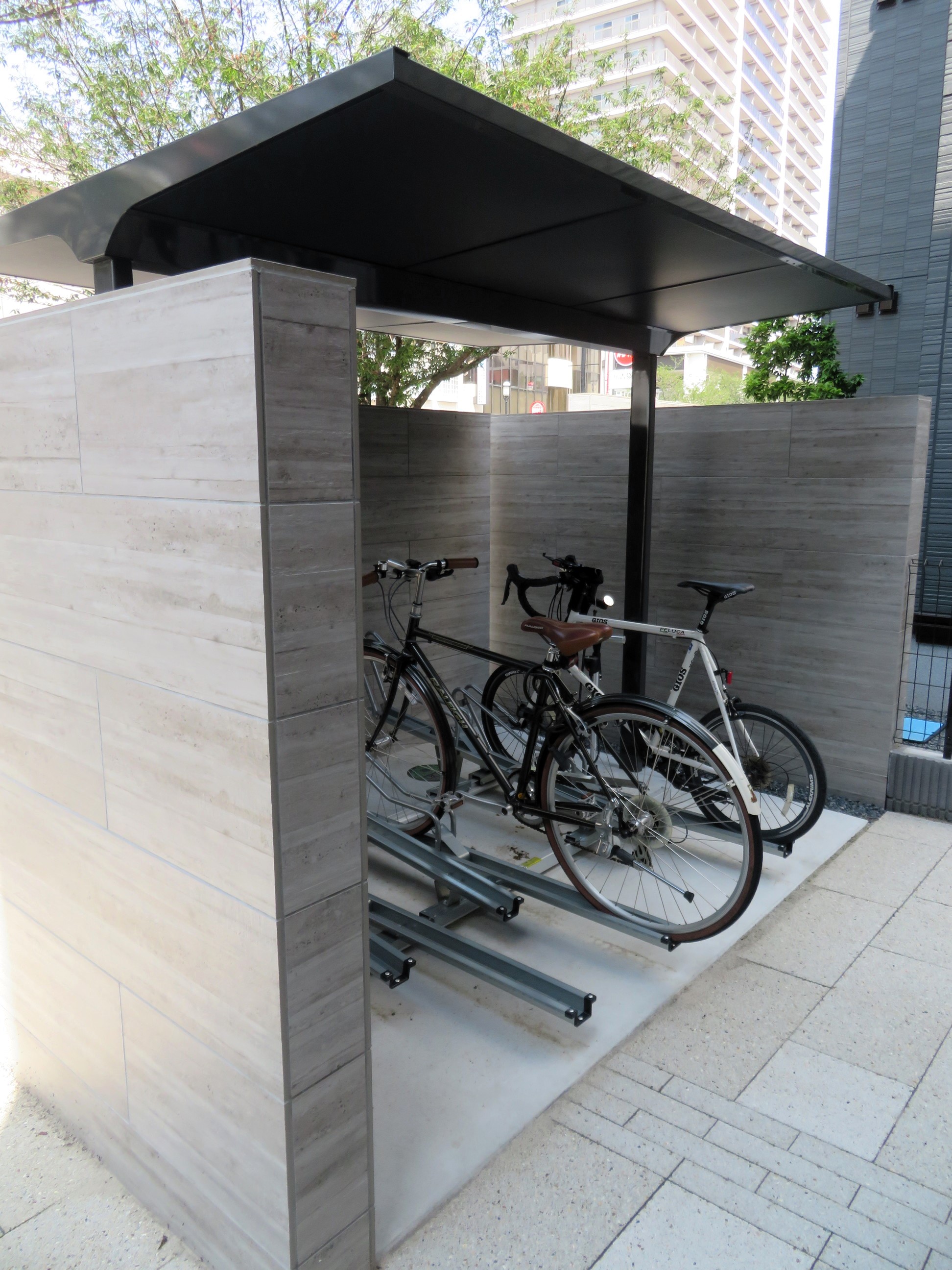 駐車場　駐輪場も御座います。