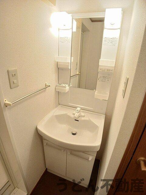 洗面設備　☆うどん県☆香川県のお部屋探しはうどん不動産へ☆彡 まずはお