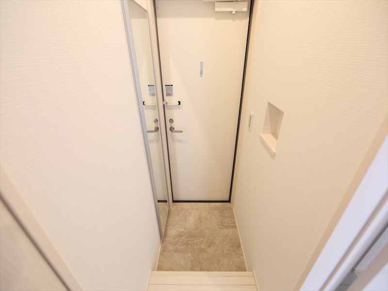 玄関　玄関　シューズボックス付（収納充実）　同仕様写真