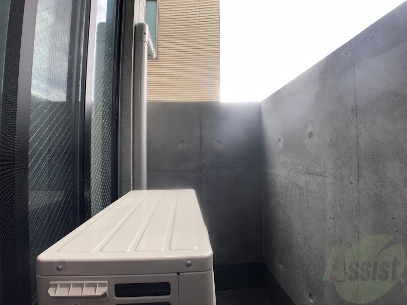 バルコニー　バルコニーが付いていますので一息ついてみてはいかがですか。